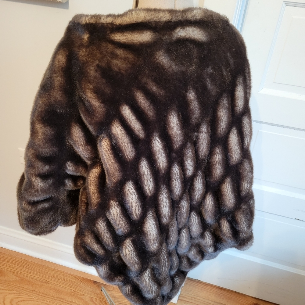 Faux fur shawl